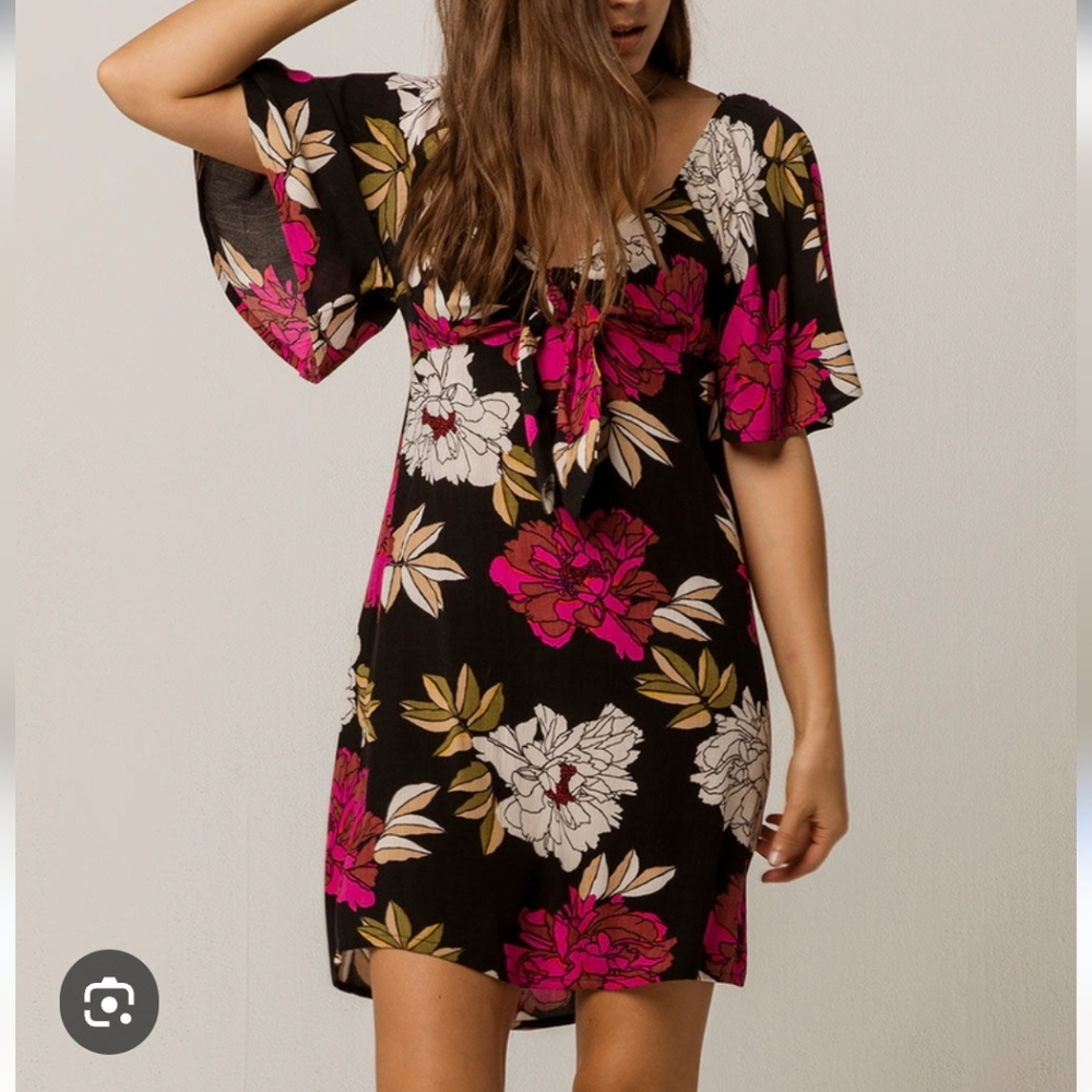 Billabong Pink and Black Flutter Sleeve Mini Sundress